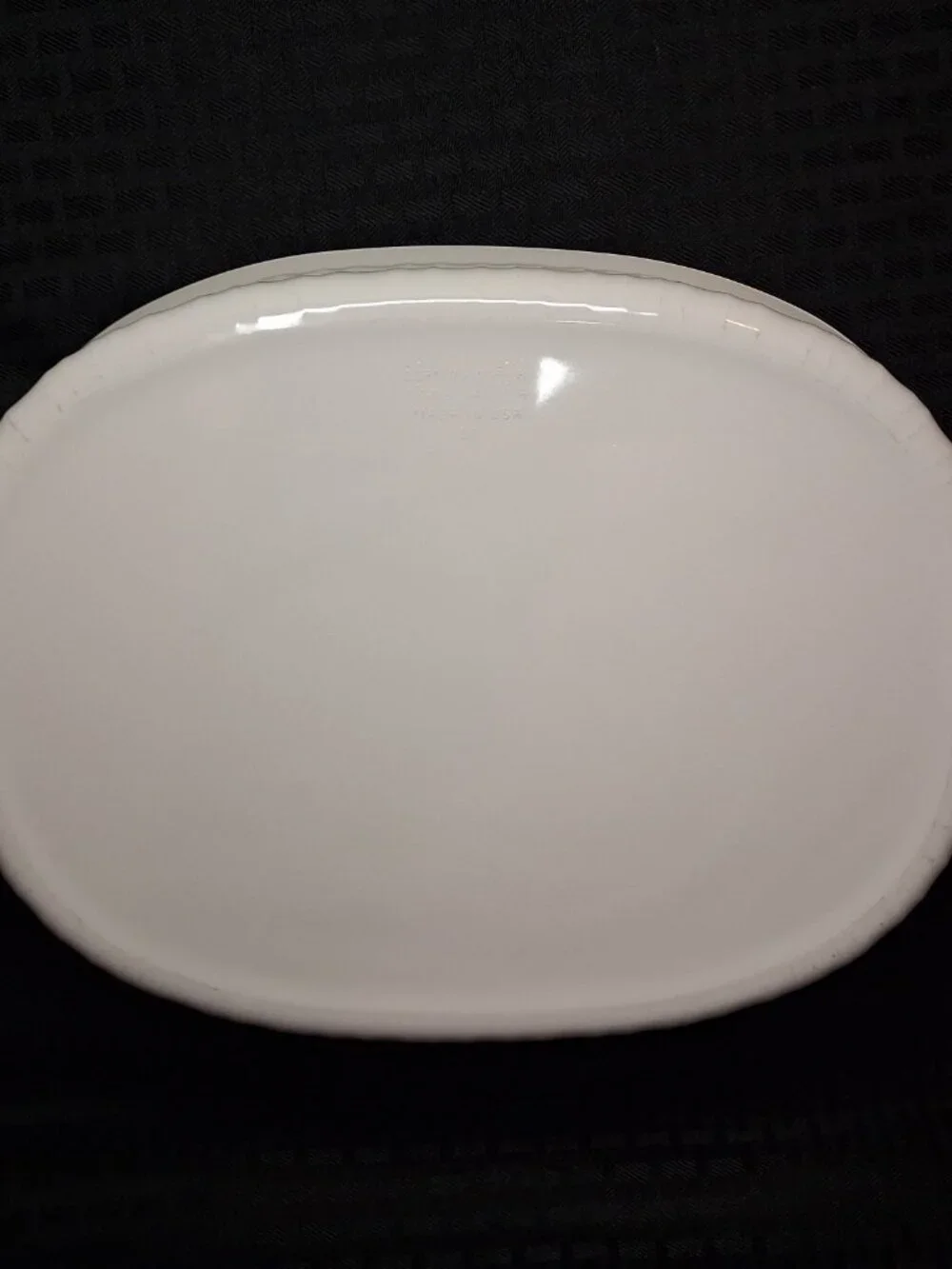 Corning Ware F-14-B French White 4 Liter Oval Casserole Dish